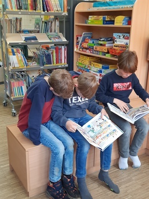 Schulbücherei der Markgrafenschule Schulbücherei der Markgrafenschule